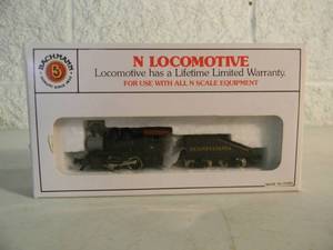 lot 8 image: BACHMANN N SCALE LOCOMOTIVE SHIFTER & TENDER PENNSYLIVANIA #54764 - IN BOX - GREAT PIECE - SEE PICTURES