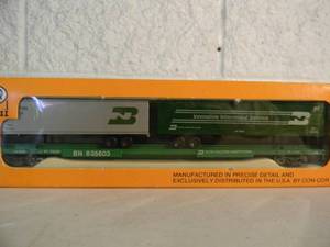 lot 41 image: CON-COR N Scale BURLINGTON NORTHERN 90 PIGGYBACK FLATCAR WITH TWO PIGGYBACK TRAILERS #0001-001206D - IN BOX - FANTASTIC PIECE - SEE PICTURES