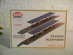 lot 49 image: MODEL POWER N SCALE STATION PLATFORMS #1508 - IN BOX - GREAT PIECE - SEE PICTURES