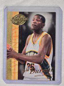 lot 22 image: Kevin Durant Rookie 2008 Upper Deck No. UDC20 UD-5