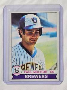 lot 133 image: Paul Molitor 1979 Topps No. 24