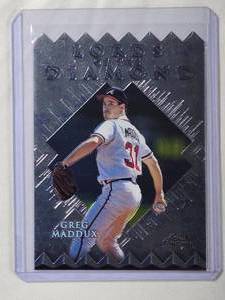 lot 134 image: Greg Maddux 1999 Topps Chrome Lords of the Diamond Die Cut Insert No. LD15