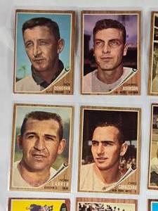 lot 230 image: Lot of 21 Vintage Baseball Cards from 1962