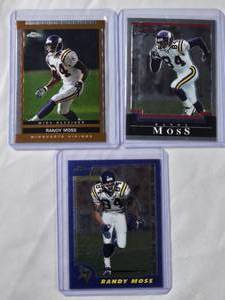 lot 256 image: Lot of 3 Randy Moss Chrome 2000 Topps Chrome No. 65, 2003 Topps Chrome No. 35, 2004 Bowman Chrome No. 8