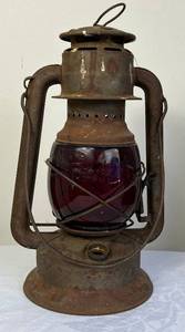 lot 18 image: Antique Deitz Little Wizard Red Globed Railroad Lantern