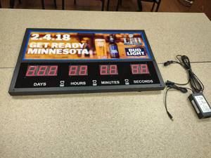 lot 81 image: Superbowl 53 Count Down Clock29x18,...