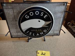 lot 32 image: Goose Island Neon Sign, Needs Repai...