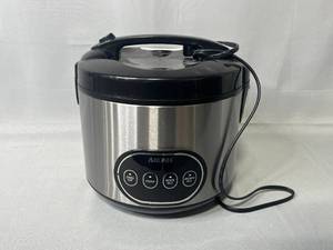 lot 29 image: Aroma Rice Cooker (untested)