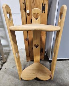 lot 20 image: Wooden Cabinet w 3 Shelves & Wooden Heart Shaped Wall Shelf