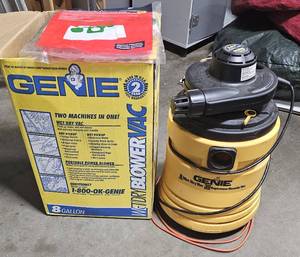 lot 23 image: Genie Blower Vac w Attachments