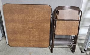 lot 145 image: Cosco Card Table w Matching 4 Chairs