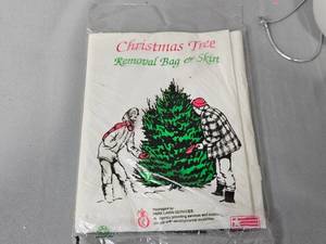 lot 115 image: Christmas Lights, Christmas Decor and Plastic Tree Skirt