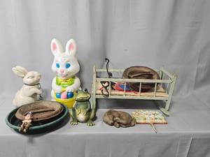 lot 116 image: Outdoor Decor - One Easter Bunny