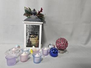 lot 118 image: Christmas Candle Lantern and Various Pastel Colored Tea Light Candle Holders and Candles