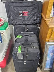 lot 119 image: 4 Pieces of Luggage - 3 Rolling Suitcases and 1 PGA Folder Suit Carrier