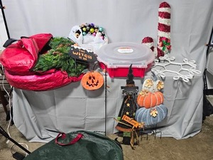 lot 140 image: 3 Christmas Wreaths with Carry Cases, Light Up Snowflake, Tinsel Candy Cane, 1 Halloween Wreath and Yard Decor