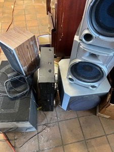 Lot of speakers