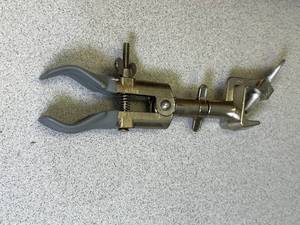 lot 13 image: 20 - Utility Clamp 2 12 Inch NEVERUST MADE IN JAPAN