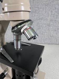 lot 41 image: Very Nice Basic Compound Microscope 4x,10x,40x With Light