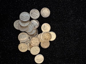 lot 6 image: Mixed Lot of 30 Silver Dimes