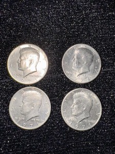 lot 21 image: Lot of Kennedy Half Dollars