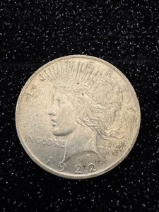 lot 38 image: 1922 Peace Dollar