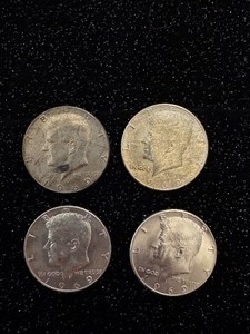 lot 49 image: Lot of 1969 Kennedy Half Dollars - D