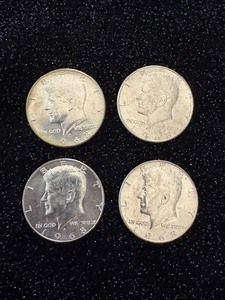 lot 63 image: Lot of 1968 Kennedy Half Dollars - D