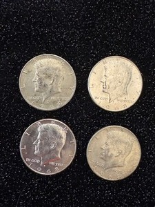 lot 66 image: Lot of 1968 Kennedy Half Dollars - D