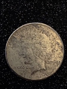 lot 80 image: 1923 Silver Peace Dollar