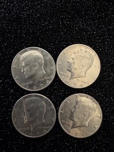 lot 114 image: Lot of 1974 Kennedy Half Dollars