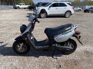 2003 Yamaha Yuma - Motorcycle