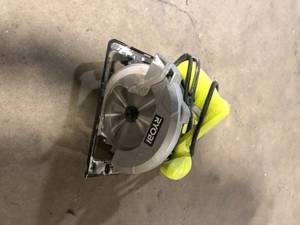 RYOBI 13 Amp Corded 7-14 in. Circular Saw  Customer Returns See Pictures