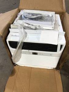 Frigidaire Room Air Conditioner in White  Customer Returns See Pictures