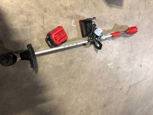 Toro 51830 60V Max Flex-Force Lithium-Ion Cordless String Trimmer Customer Returns See Pictures