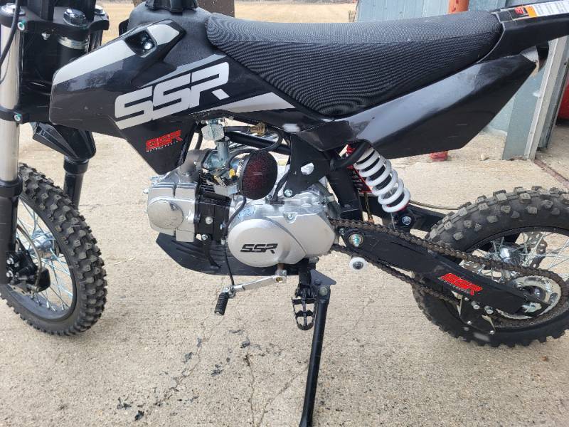 lot 1 image: 2023 SSR Motorsports 125 CC Pit Bike -- Next to New Very Little Use