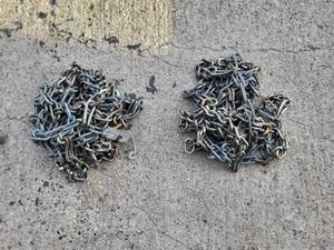 lot 10 image: Garden Tractor Tire Chains Size 23 X 10.5 X 12
