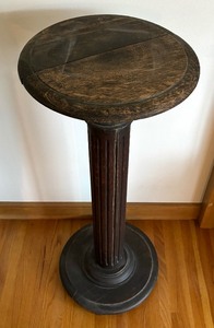lot 51 image: Vintage Wooden Pedestal Plant Stand