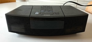 lot 92 image: Bose Radio  CD Player AWRC-1G
