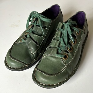 lot 102 image: New Pair of Womens Dark Green Popeye Groundhog Shoes