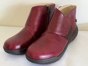 lot 106 image: Jambu Womens Bary Water Resistant Ankle Boots