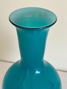 lot 48 image: Vintage Art Glass Aqua Vase