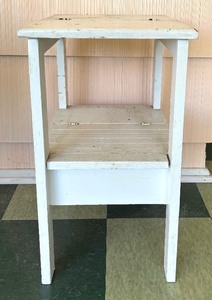 lot 173 image: White Wooden Stool Table