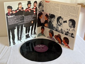 lot 338 image: Vintage Record Beatles HELP