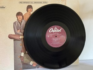 lot 336 image: Vintage Record Beatles Yesterday and Today