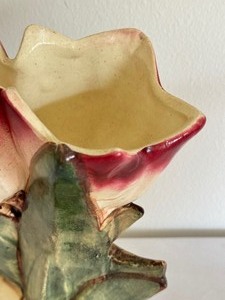 lot 306 image: Vintage McCoy Double Tulip Planter