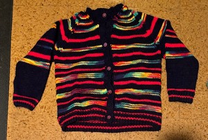 lot 353 image: Nine Nice Button Up Knit Childrens Sweaters