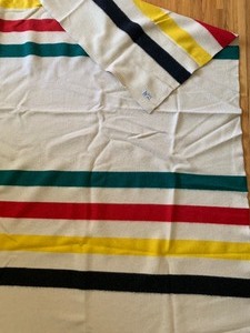 lot 212 image: Vintage Pendleton Wool Blanket