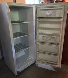 lot 405 image: Sears Kenmore Upright Freezer