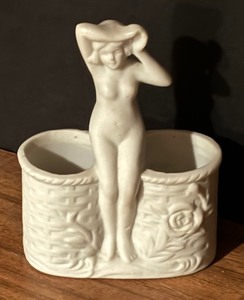 lot 441 image: Three Petite Nude Sculptures